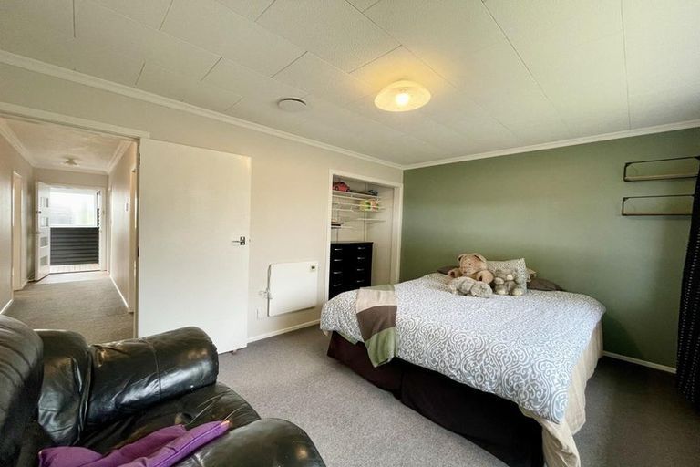 Photo of property in 5a Ihaia Street, Waitara, 4320