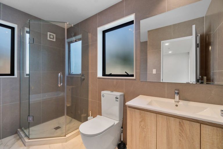 Photo of property in 24c Nikau Street, New Lynn, Auckland, 0600