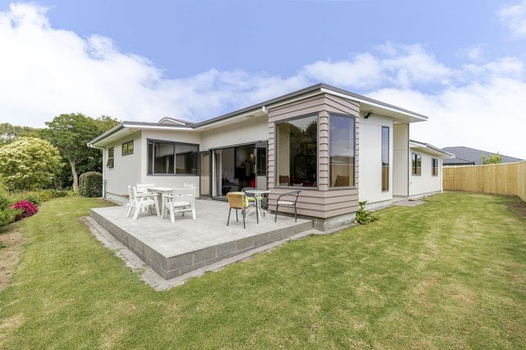 Photo of property in 4 Iwanui Close, Waitara, 4320