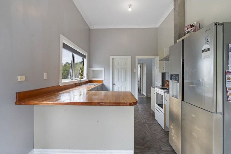 Photo of property in 24 Clive Street, Halcombe, Feilding, 4779