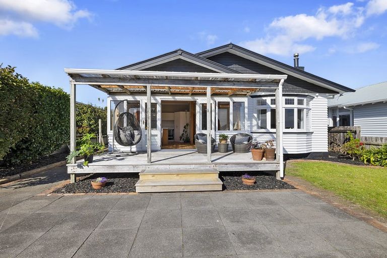 Photo of property in 28c Glen Almond Street, New Plymouth, 4310