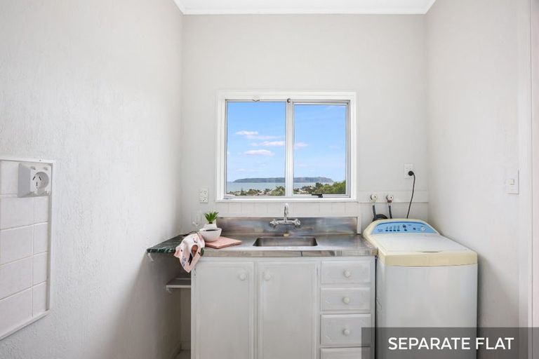 Photo of property in 6 De Castro Place, Titahi Bay, Porirua, 5022