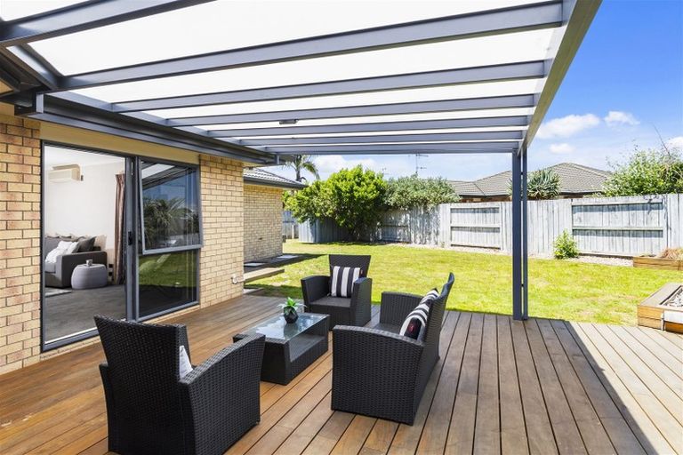 Photo of property in 15 Clydesdale Close, Papamoa Beach, Papamoa, 3118