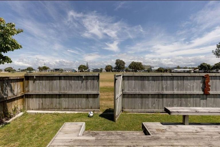 Photo of property in 866a Papamoa Beach Road, Papamoa Beach, Papamoa, 3118