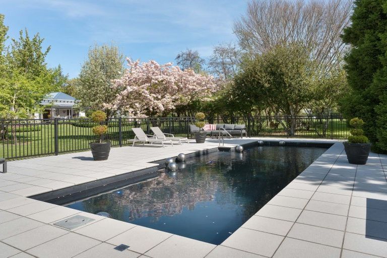 Photo of property in 18 Mole Street, Greytown, 5712