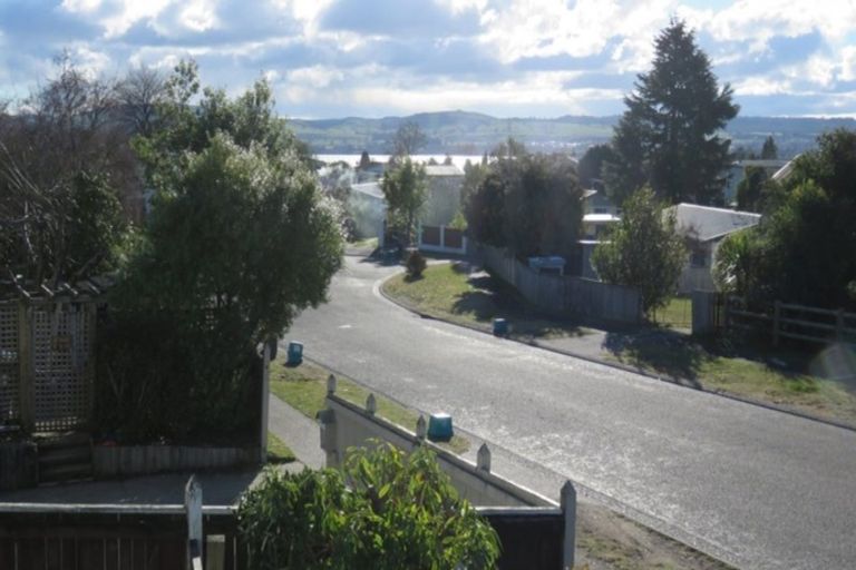 Photo of property in 15 Ferney Place, Richmond Heights, Taupo, 3330