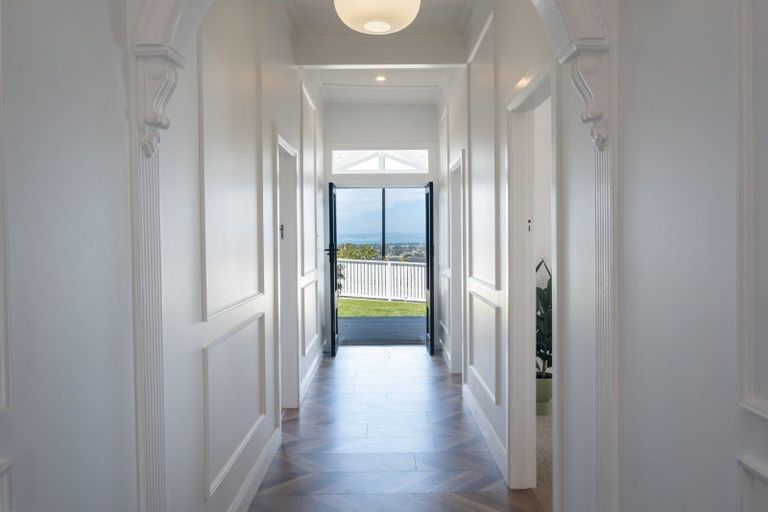 Photo of property in 44 Simla Terrace, Hospital Hill, Napier, 4110