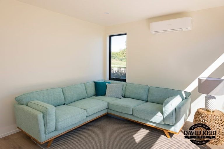 Photo of property in 7 Horomia Road, Karaka, Papakura, 2113