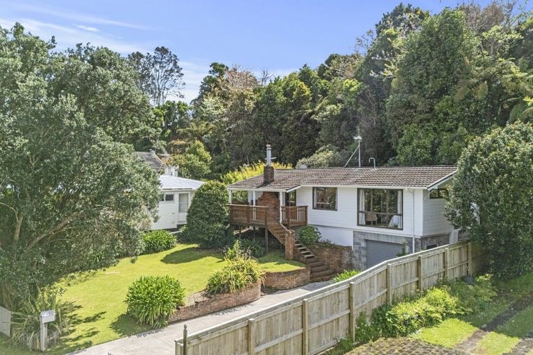 Photo of property in 23 Ambury Place, Merrilands, New Plymouth, 4312