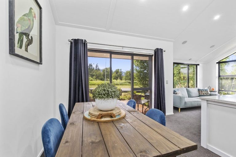 Photo of property in 2 Tennyson Close, Hanmer Springs, 7334