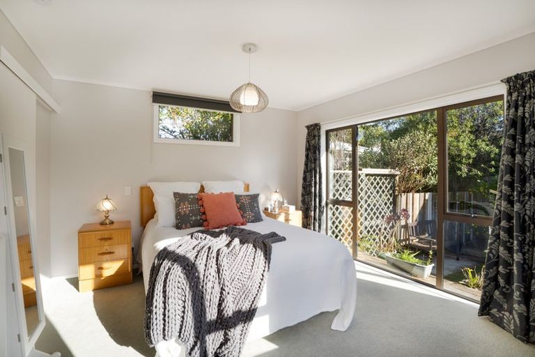 Photo of property in 51 Oxford Street, Tawa, Wellington, 5028