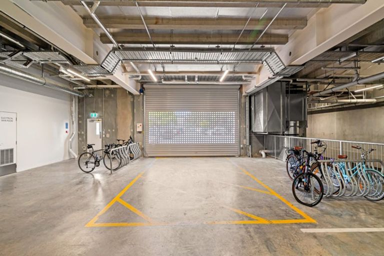 Photo of property in The Victor, 202/4 Bute Road, Browns Bay, Auckland, 0630