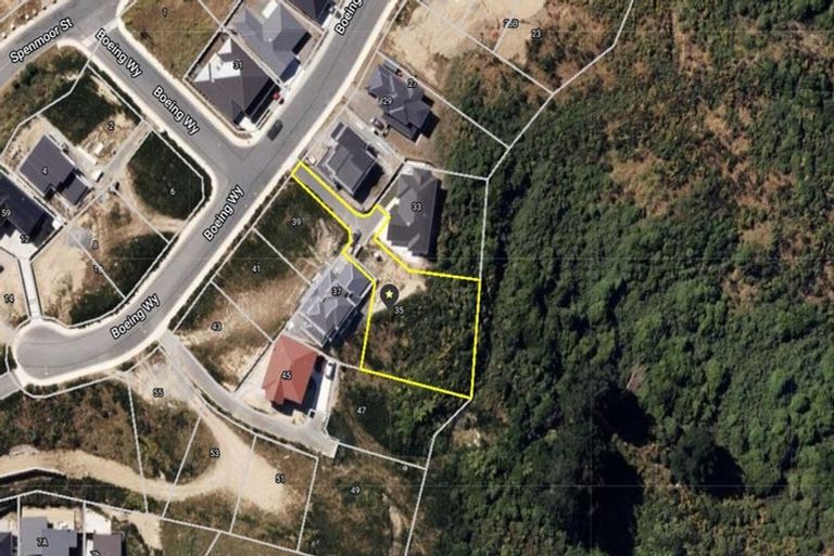 Photo of property in 35 Boeing Way, Newlands, 6037