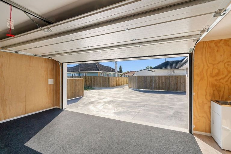 Photo of property in 16a Saint Annes Street, Levin, 5510