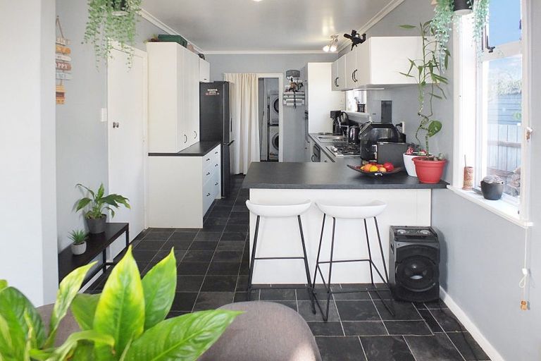 Photo of property in 3 Harrod Avenue, Foxton Beach, Foxton, 4815