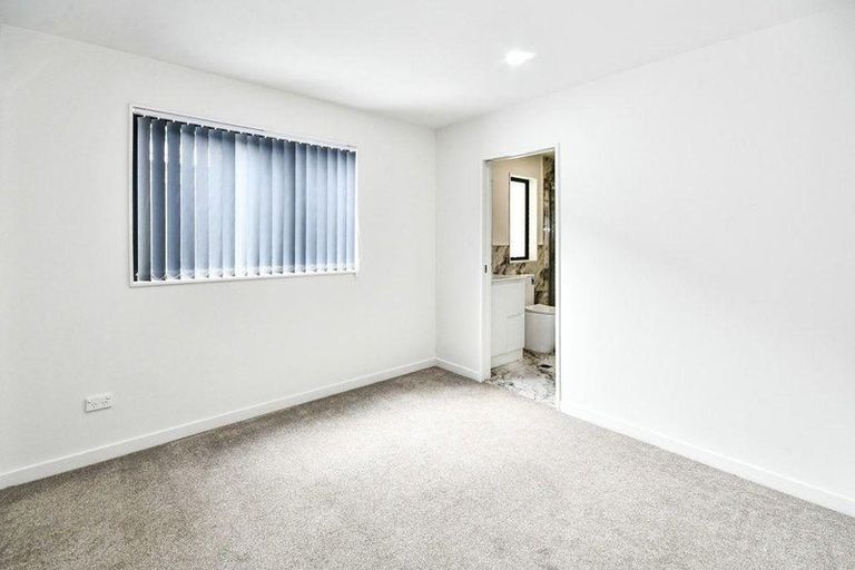 Photo of property in 1c Ainsdale Place, Manurewa, Auckland, 2102