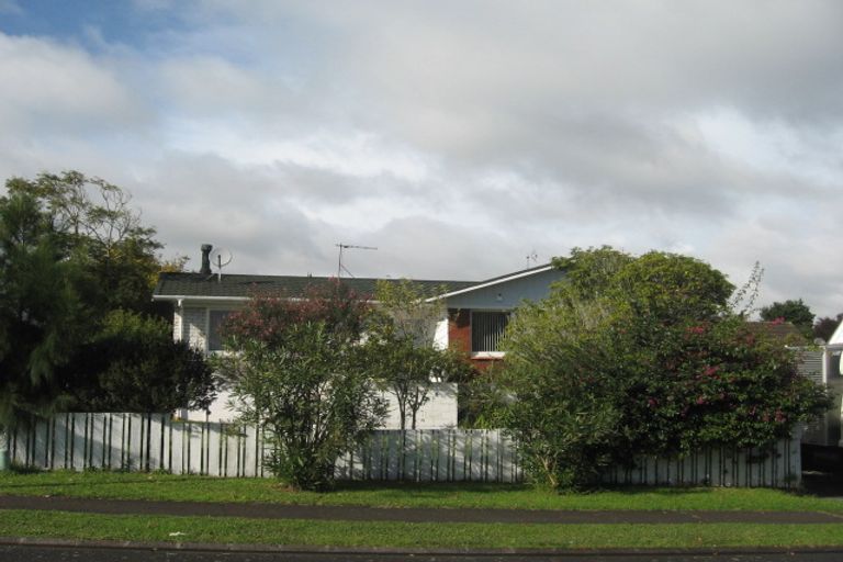 Photo of property in 14 Archmillen Avenue, Pakuranga Heights, Auckland, 2010