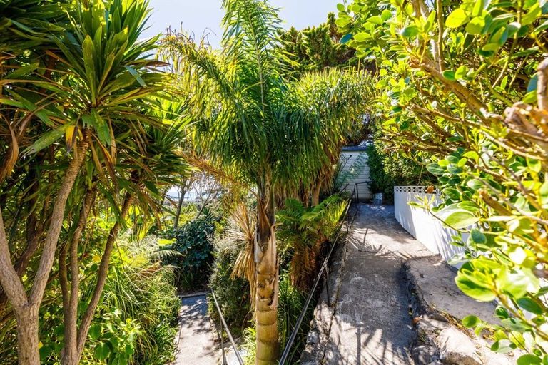 Photo of property in 88 South Road, Blagdon, New Plymouth, 4310