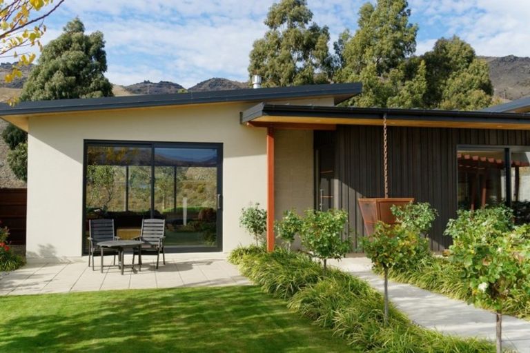 Photo of property in 6 Mitchell Place, Cromwell, 9310