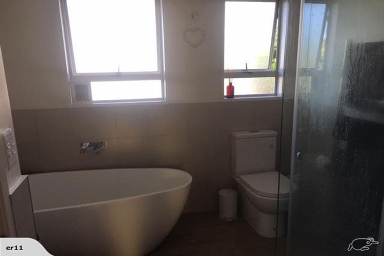 Photo of property in 18 Cooneys Drive, Matua, Tauranga, 3110