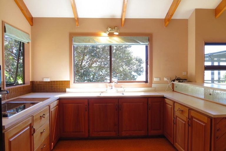 Photo of property in 229 Te Kouma Road, Te Kouma, Coromandel, 3581