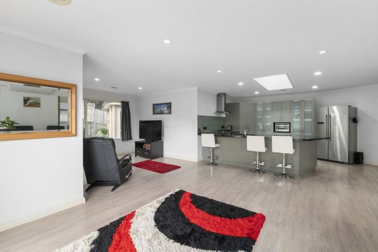 Photo of property in 15 Datum Way, Paraparaumu, 5032