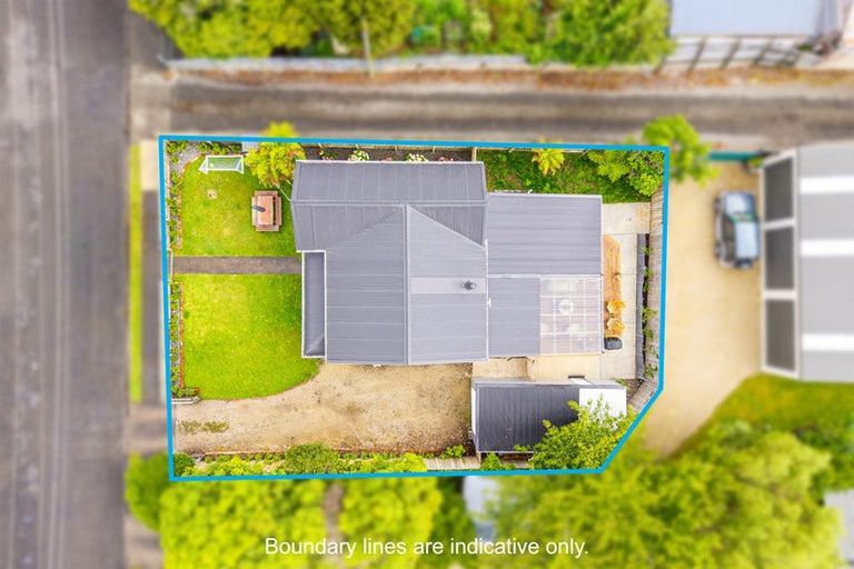 Photo of property in 16 Spier Street, Aramoho, Whanganui, 4500