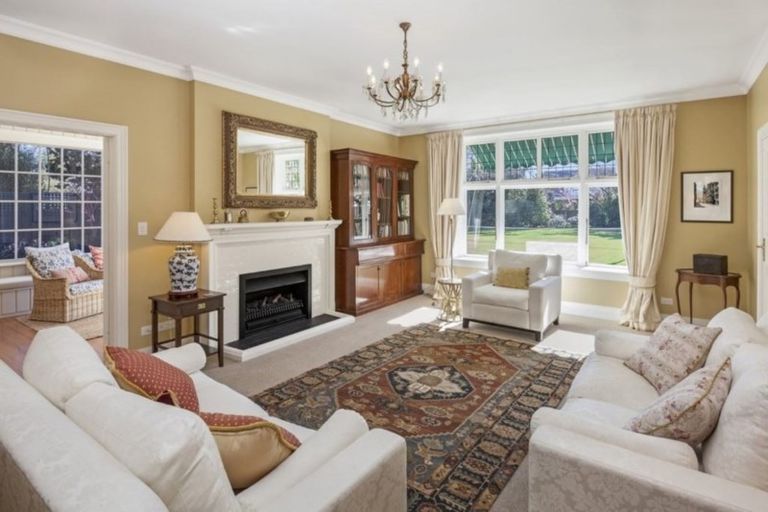 Photo of property in 52 Holmwood Road, Merivale, Christchurch, 8014