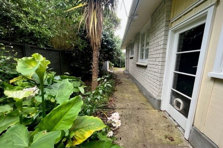 Photo of property in 1/8 Derwent Lee Grove, Epuni, Lower Hutt, 5011