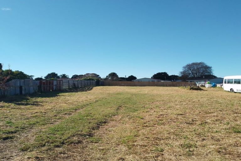 Photo of property in 12 Endeavour Street, Tolaga Bay, 4077