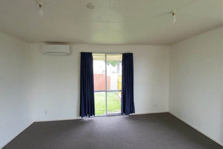 Photo of property in 353 Flaxmere Avenue, Flaxmere, Hastings, 4120