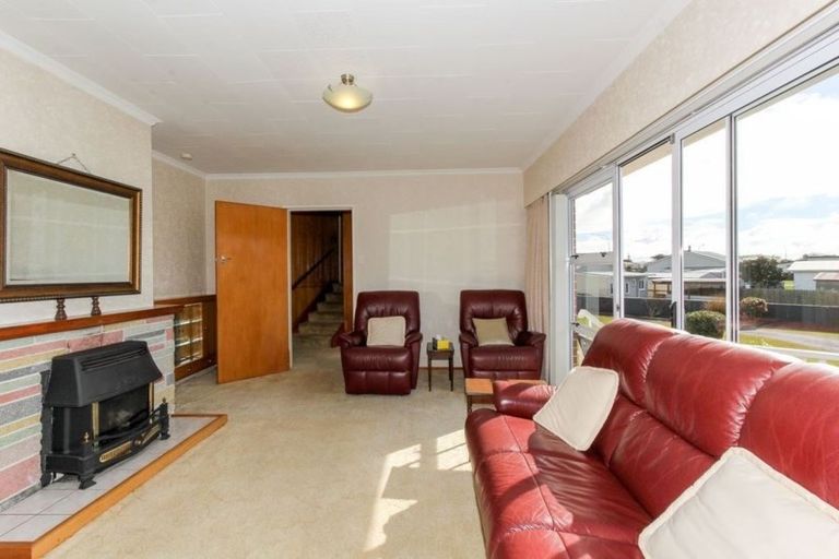 Photo of property in 88a Cracroft Street, Waitara, 4320