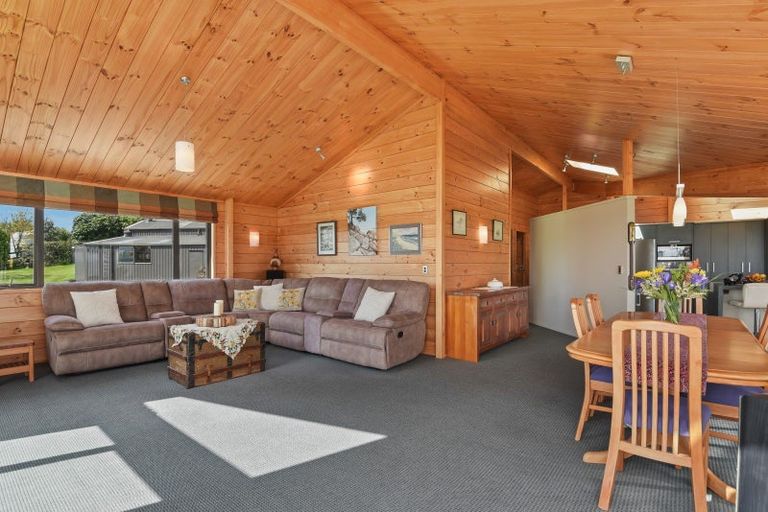 Photo of property in 25 Collingwood Drive, Tikitere, Rotorua, 3074