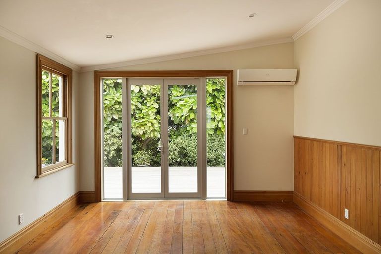 Photo of property in 32 Bellevue Road, Mount Eden, Auckland, 1024