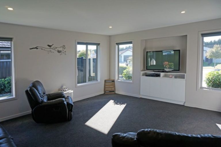 Photo of property in 25 Northside Drive, Waikiwi, Invercargill, 9810