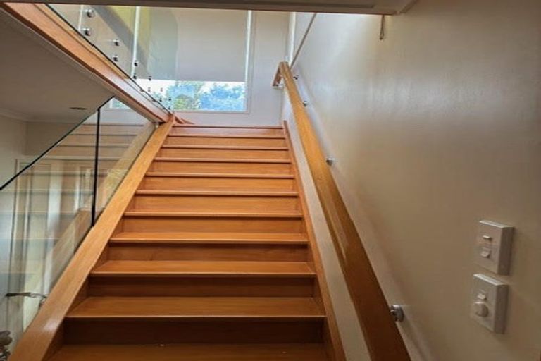 Photo of property in 210 Clovelly Road, Bucklands Beach, Auckland, 2012