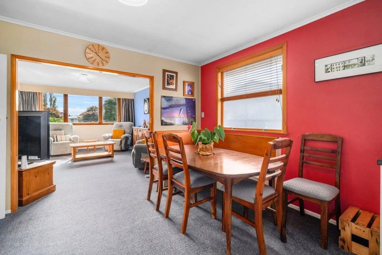 Photo of property in 17 Mckenzie Road, Owhata, Rotorua, 3010