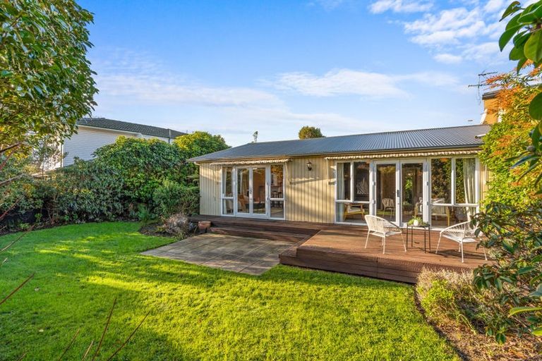 Photo of property in 20 Highfield Place, Avonhead, Christchurch, 8042