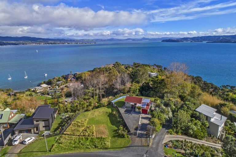 Photo of property in 70 Reotahi Road, Whangarei Heads, Whangarei, 0174