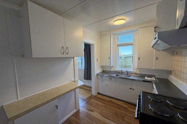 Photo of property in 113 Mangorei Road, Merrilands, New Plymouth, 4312