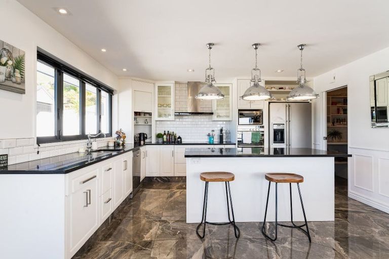 Photo of property in 214 Gladstone Road North, Mosgiel, 9024