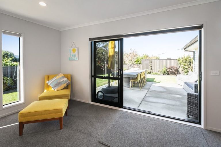 Photo of property in 21 Surfers Avenue, Waihi Beach, 3611