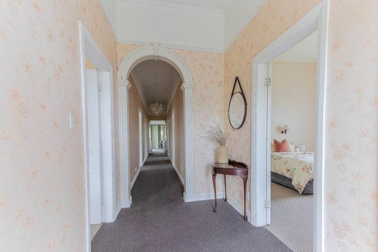 Photo of property in 16 Toia Street, Marton, 4710