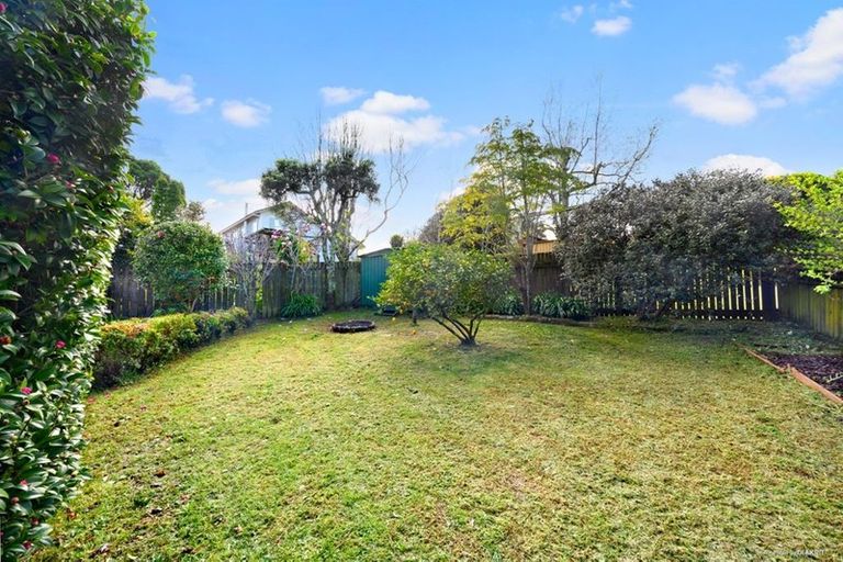 Photo of property in 2/14 Andrea Place, Sunnyhills, Auckland, 2010