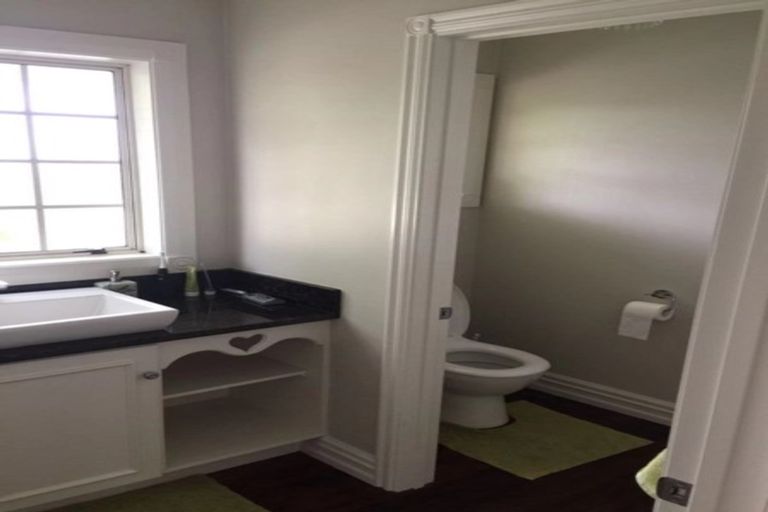 Photo of property in 39 Lemonwood Place, The Gardens, Auckland, 2105