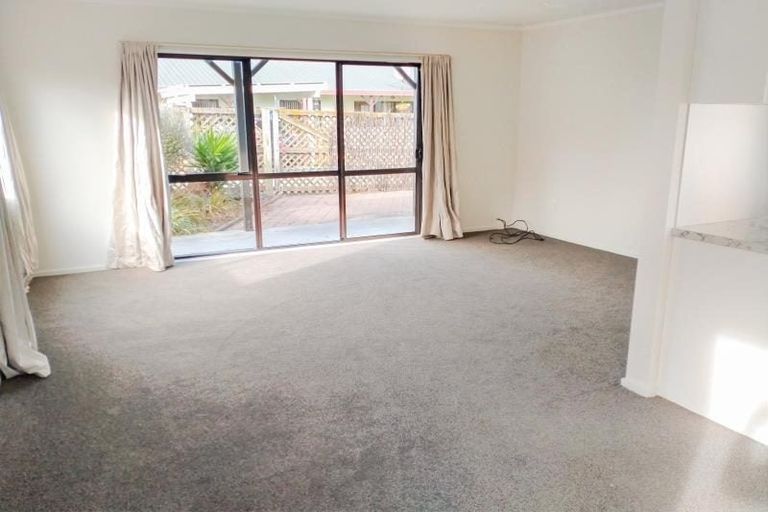 Photo of property in 3/92 Nuffield Avenue, Marewa, Napier, 4110