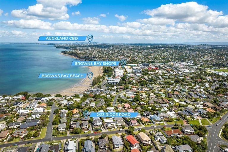 Photo of property in 2/23 Ridge Road, Waiake, Auckland, 0630