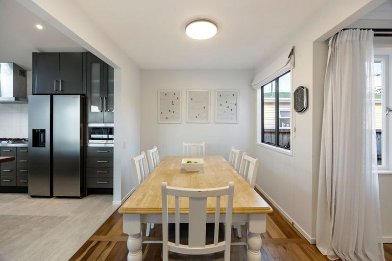 Photo of property in 30 Knighton Road, Hillcrest, Hamilton, 3216