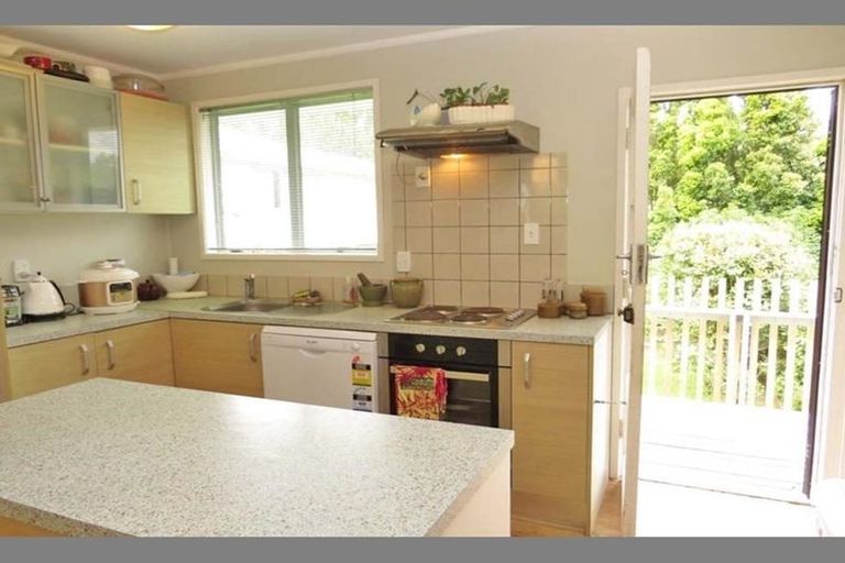 Photo of property in 23 Kerria Place, Sunnynook, Auckland, 0620