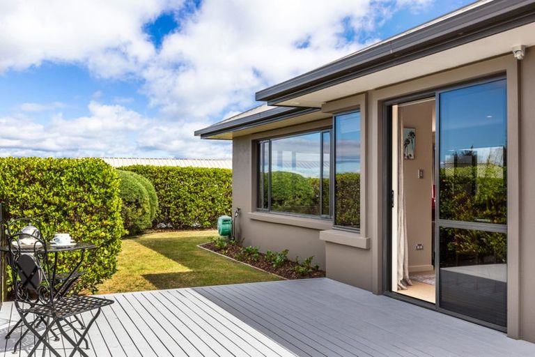 Photo of property in 14 Birchwood Lane, Hilltop, Taupo, 3330